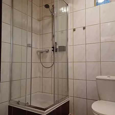 Apartment Mit 2 Schlafzimmer In *